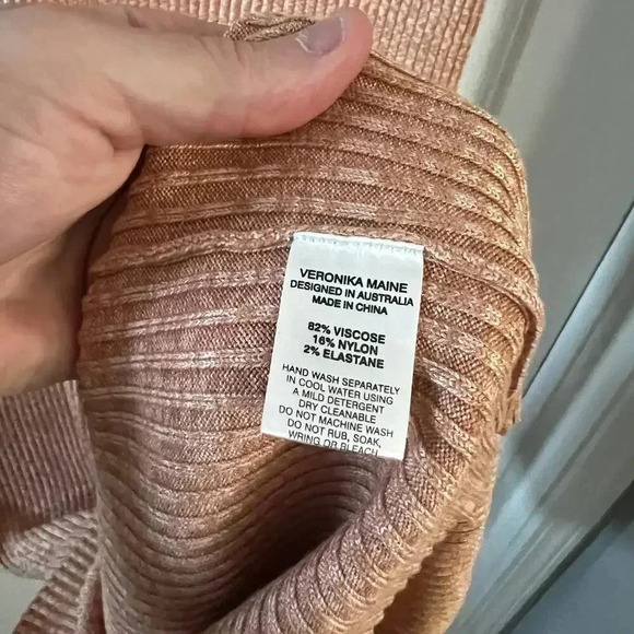 887 Veronika Maine Ribbed Bodycon V Neck Dress Size Large Color Orange - Picture 3 of 4